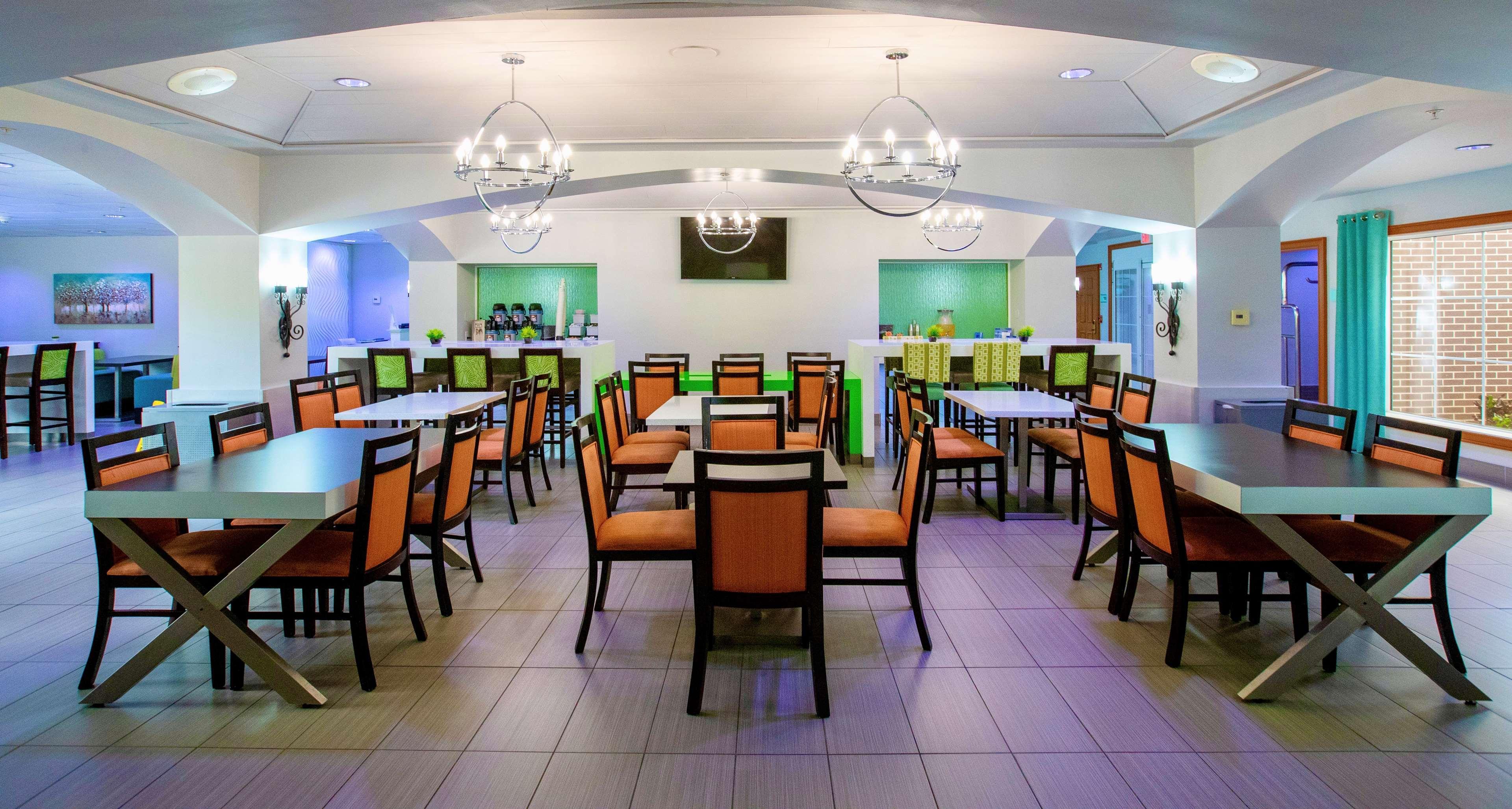 Best Western Plus Regency Inn And Conference Centre Abbotsford Exterior foto